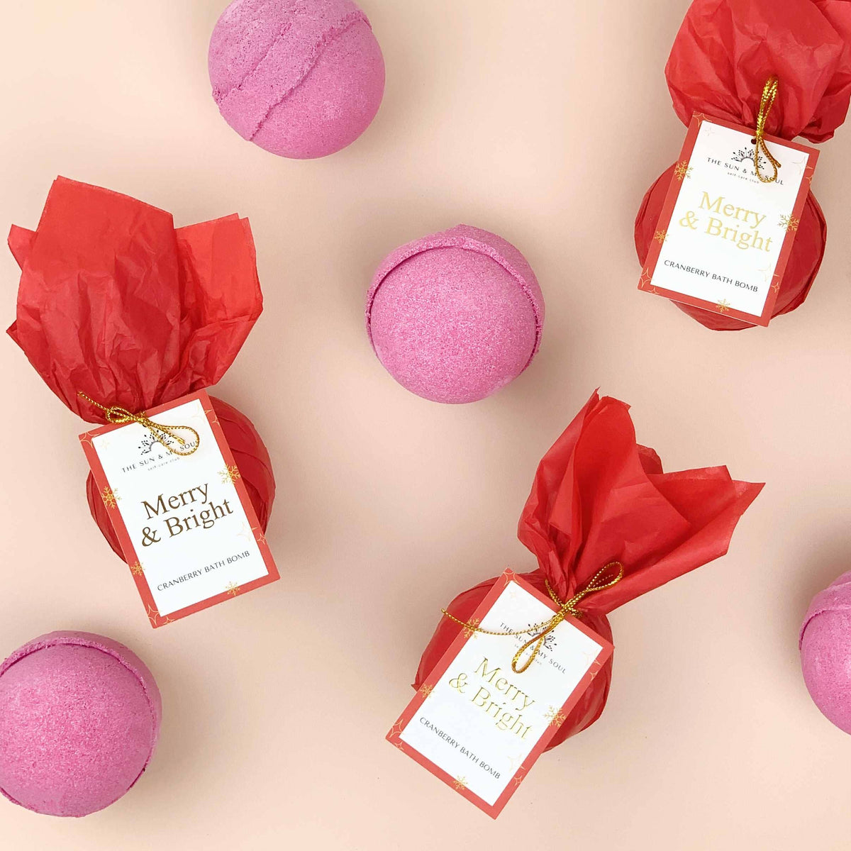 Christmas Cranberry Merry & Bright Bath Bomb - Holiday Gift